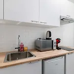 Studio Elegant Sacre Coeur Metro Anvers - Paris 18 -2P - Flat-Guest