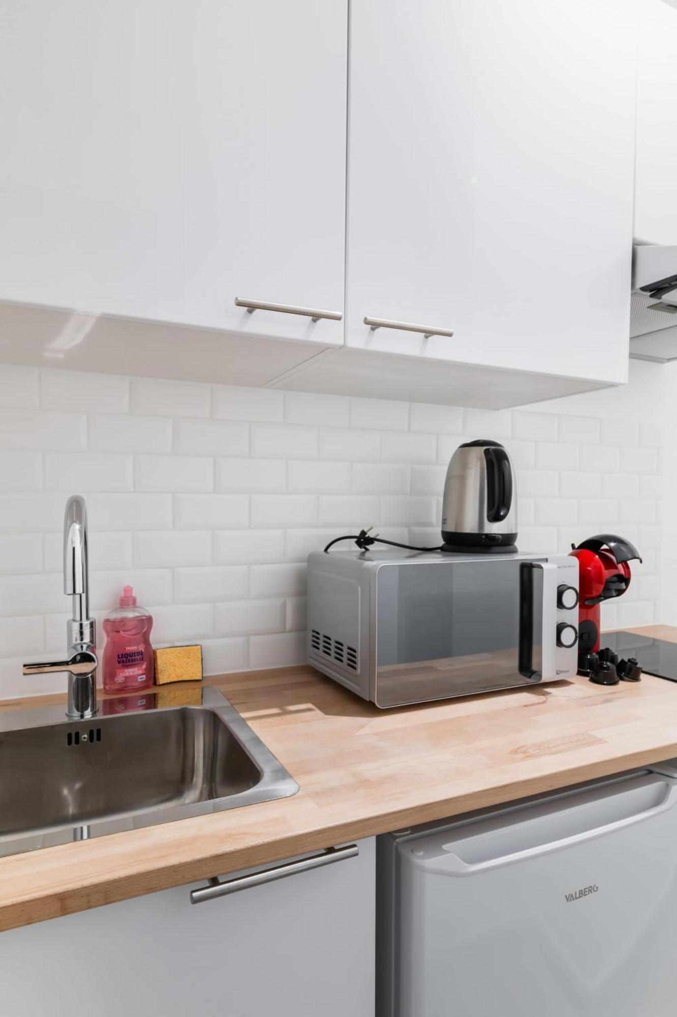 Apartment Elegant Sacre Coeur Metro Anvers - 18 -2p - Flat-guest Paris