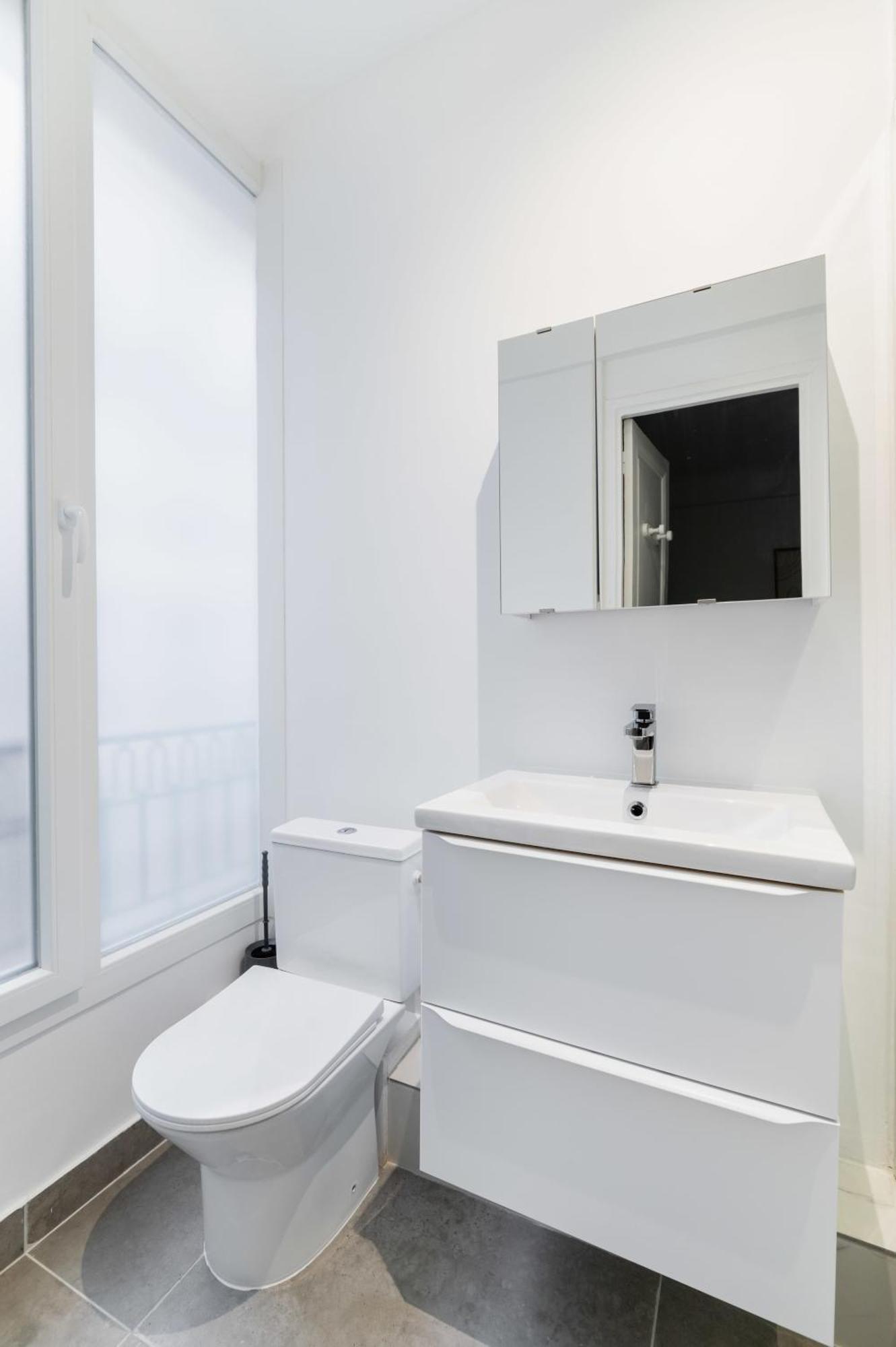 Elegant Sacre Coeur Metro Anvers - 18 -2p - Flat-guest Apartment