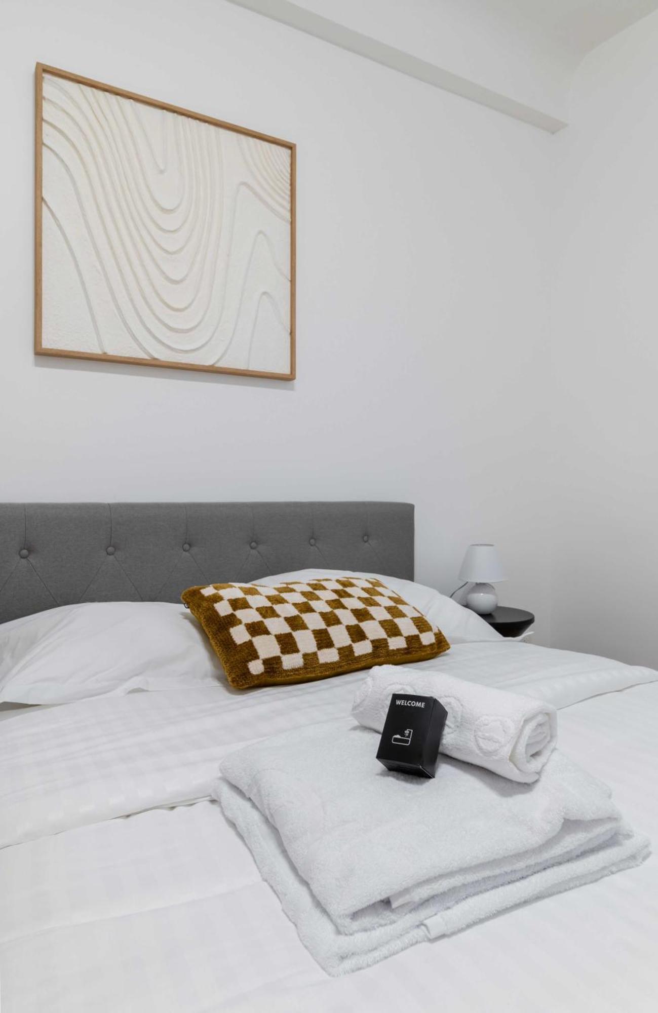 Elegant Sacre Coeur Metro Anvers - 18 -2p - Flat-guest
