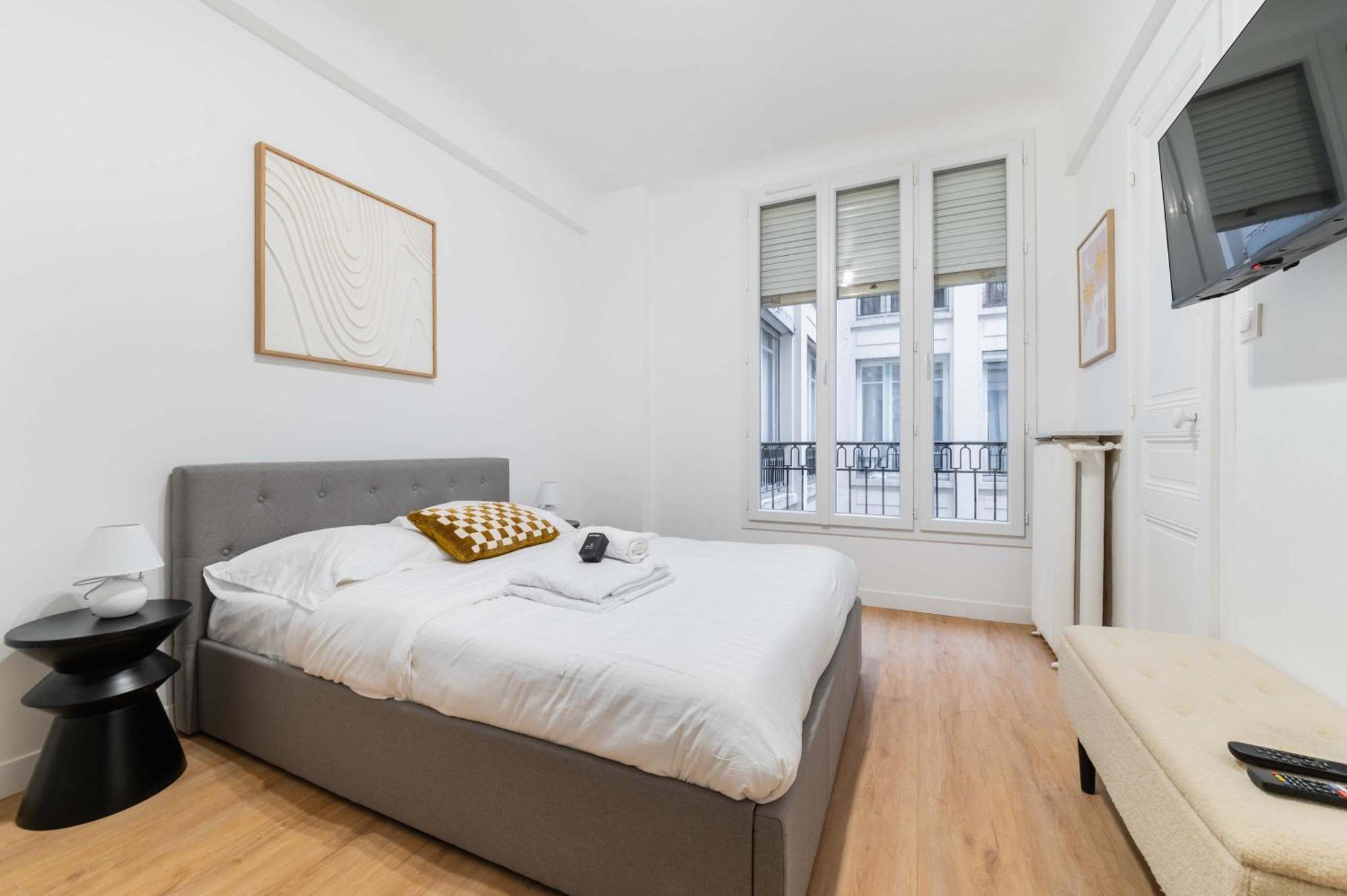 Apartment Elegant Sacre Coeur Metro Anvers - 18 -2p - Flat-guest